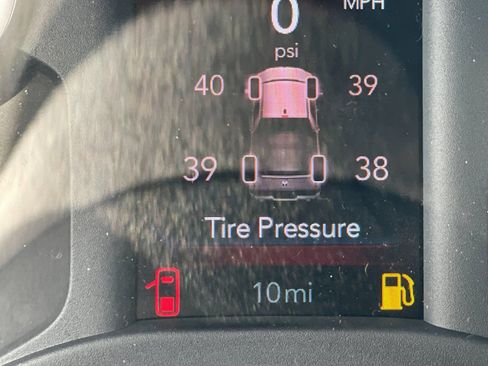 New 2026 RAM 1500 4x4 Quad Cab image 27