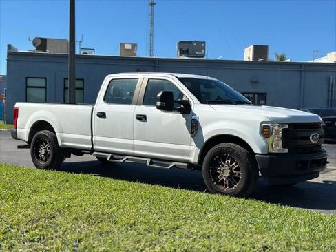 Used 2019 Ford F250 XL w/ Power Equipment Group image 11