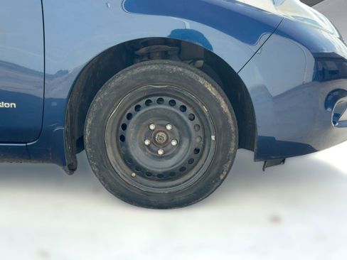 Used 2017 Nissan Leaf S w/ Charge Package image 12