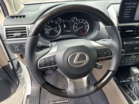 Used 2023 Lexus GX 460 Premium AWD/4WD image 22