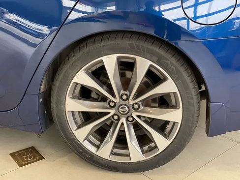 Used 2019 Nissan Maxima Platinum w/ Sport Mat Group image 13