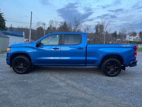 Used 2023 Chevrolet Silverado 1500 Custom image 12