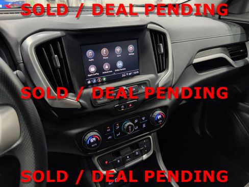 Used 2024 GMC Terrain SLE w/ Driver Convenience Package AWD/4WD image 10