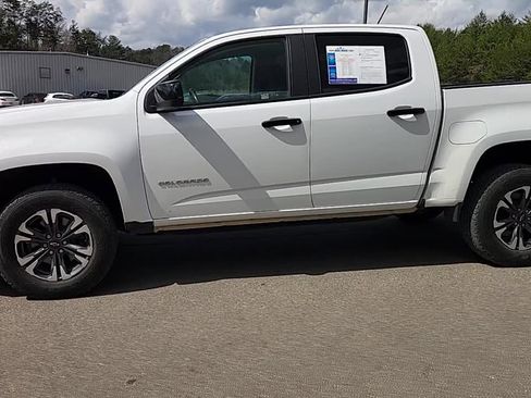 Used 2022 Chevrolet Colorado Z71 image 4