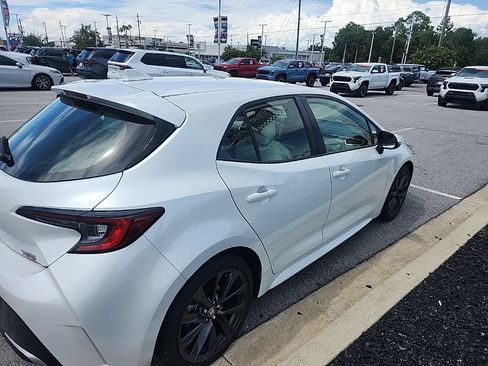 Used 2024 Toyota Corolla XSE FWD image 17