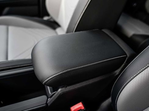 New 2026 Volkswagen Tiguan SE R-Line image 36