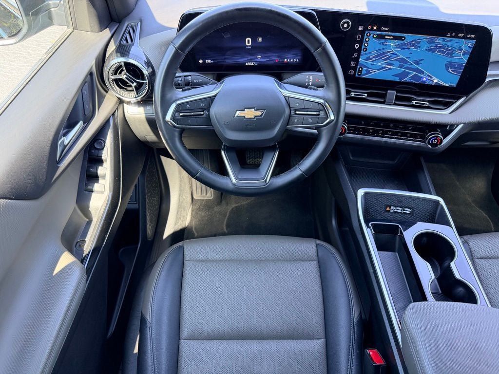 Used 2025 Chevrolet Equinox LT w/ Convenience Package II FWD image 18