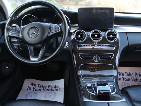 Used 2015 Mercedes-Benz C 300 4MATIC Sedan image 19