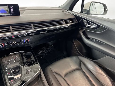 Used 2017 Audi Q7 3.0T Premium image 21