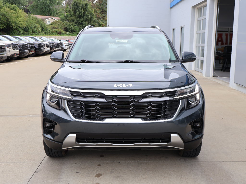 Used 2024 Kia Seltos EX AWD/4WD image 5