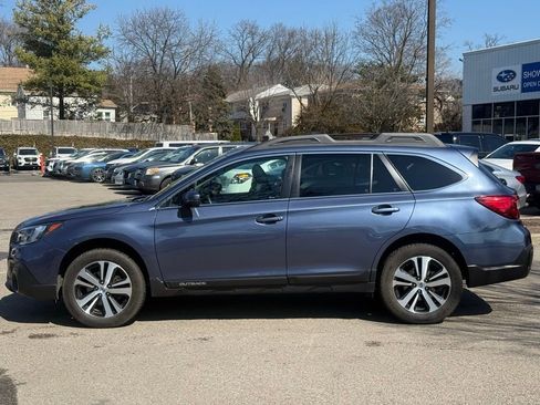 Used 2018 Subaru Outback 2.5i Limited image 11