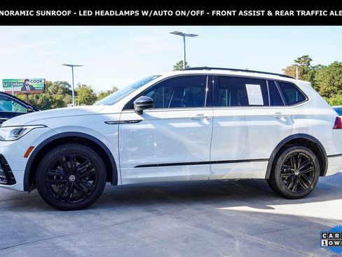 Used 2022 Volkswagen Tiguan SE R-Line image 2