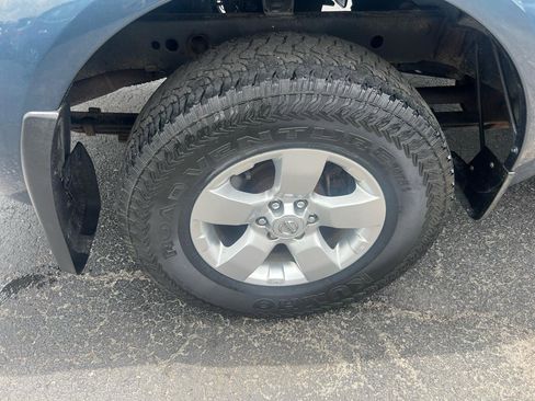 Used 2013 Nissan Frontier SV AWD/4WD image 26