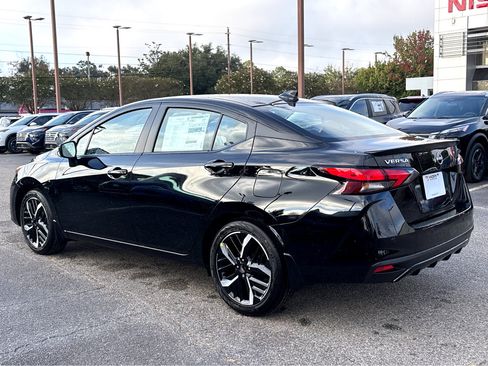 Used 2025 Nissan Versa SR w/ Trunk Package image 25
