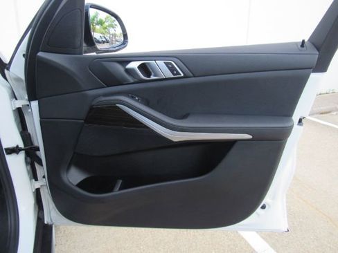 Used 2020 BMW X5 xDrive40i w/ Convenience Package image 22