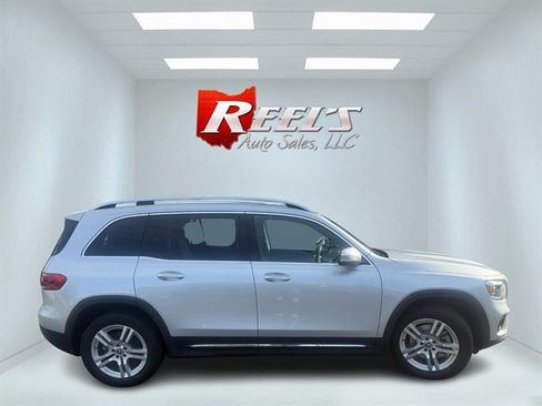 Used 2022 Mercedes-Benz GLB 250 4MATIC image 28