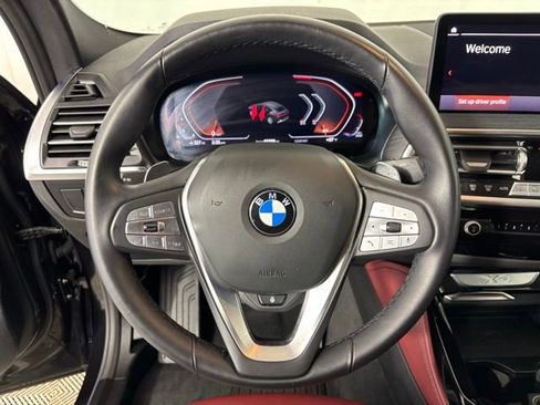 Used 2023 BMW X4 xDrive30i w/ Premium Package AWD/4WD image 9