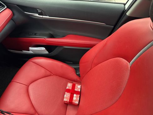 Used 2023 Toyota Camry XSE image 21