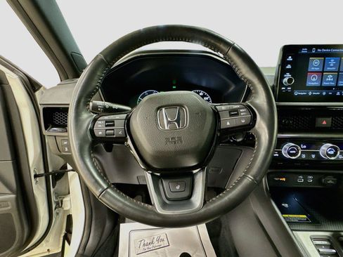 Used 2024 Honda CR-V Sport Touring image 11