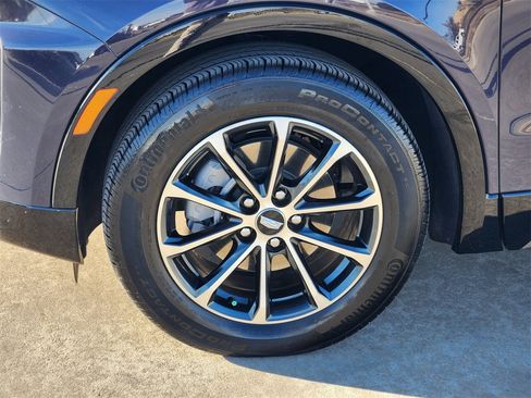 Used 2025 Cadillac XT4 Sport w/ Cold Weather Package image 11