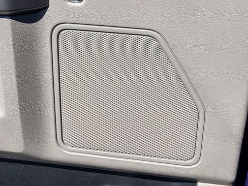 Used 2015 Ford F150 XLT w/ Equipment Group 302A Luxury image 49