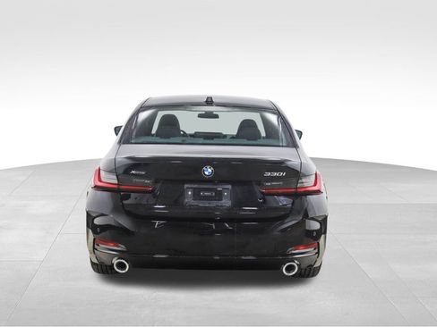 Used 2025 BMW 330i xDrive Sedan w/ M Sport Package image 4
