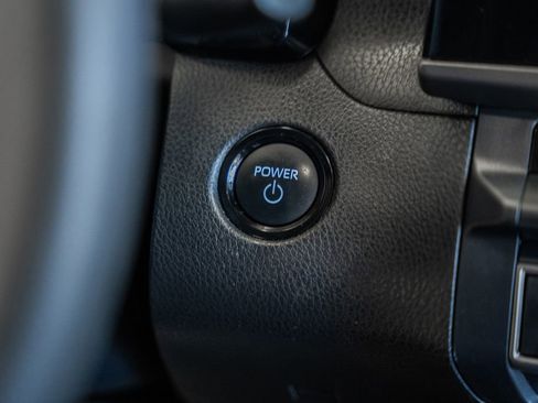 Used 2025 Toyota Camry LE image 21