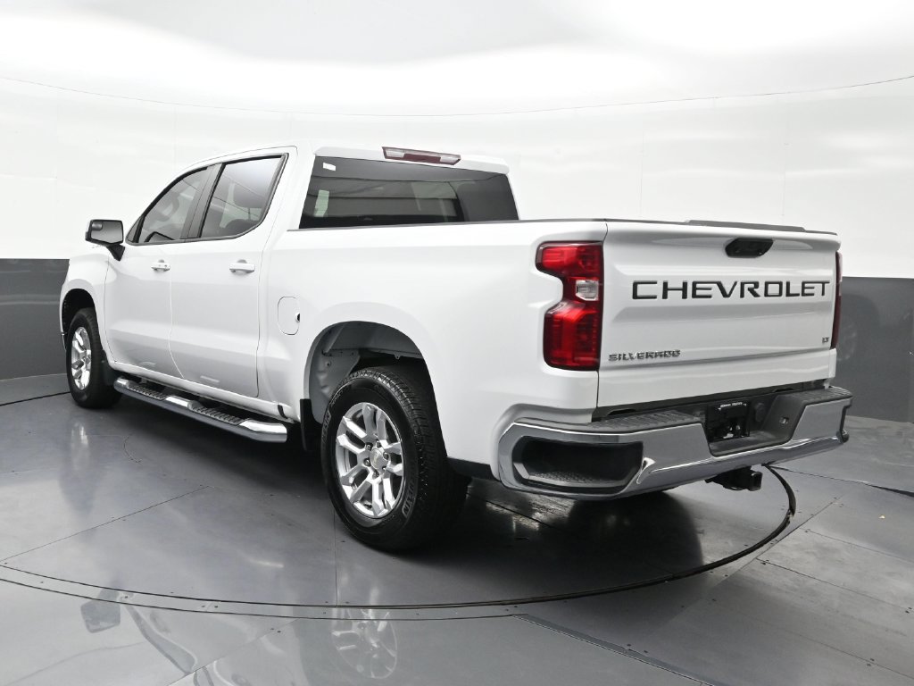 Used 2022 Chevrolet Silverado 1500 LT RWD image 3