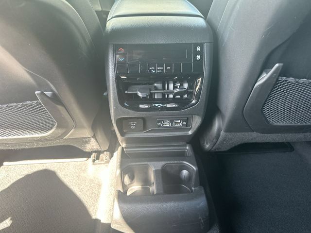 Certified 2023 Jeep Grand Cherokee L Laredo AWD/4WD image 22