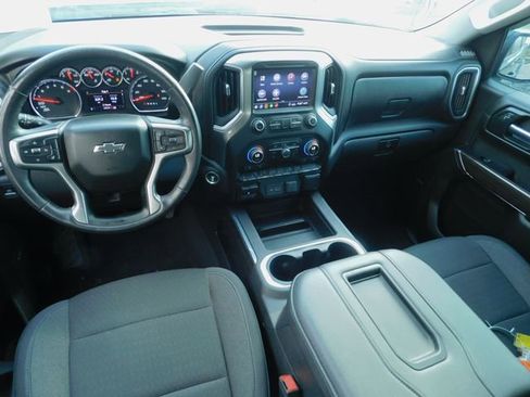 Used 2020 Chevrolet Silverado 1500 RST AWD/4WD image 9