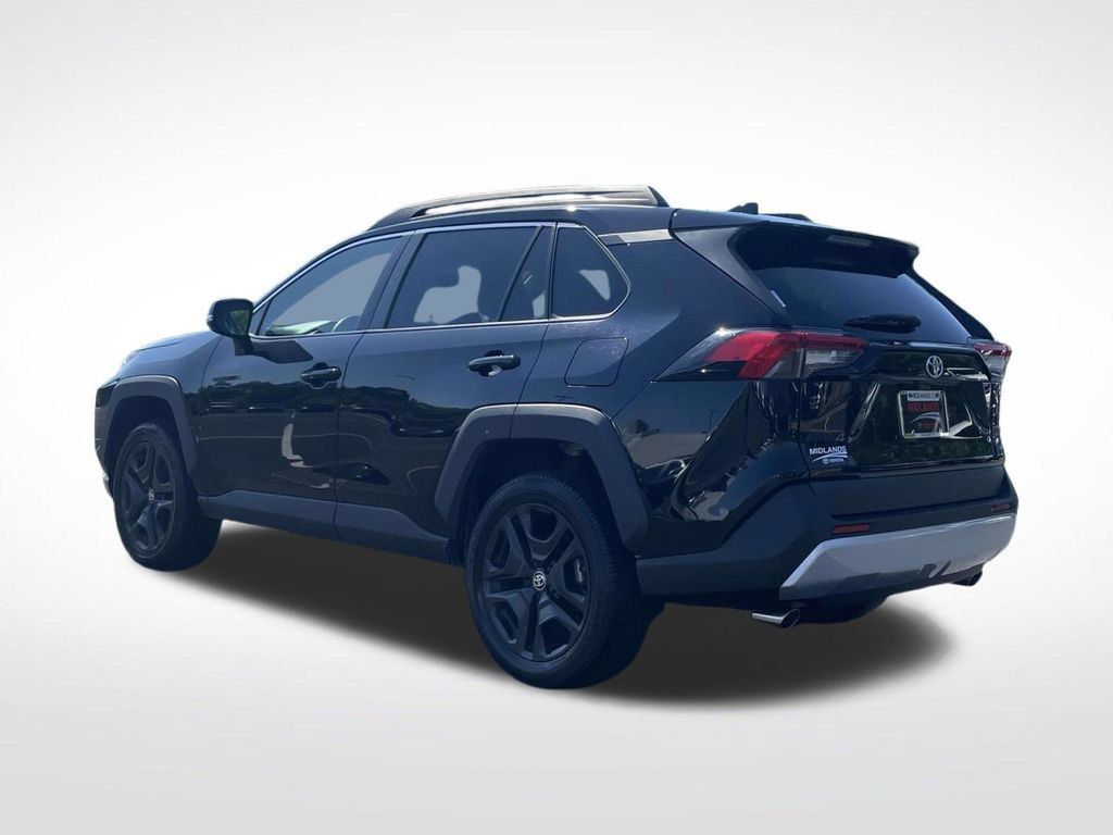 Used 2024 Toyota RAV4 Adventure AWD/4WD image 4