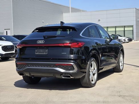 Used 2025 Audi Q5 Prestige w/ 20" Wheel Package AWD/4WD image 8