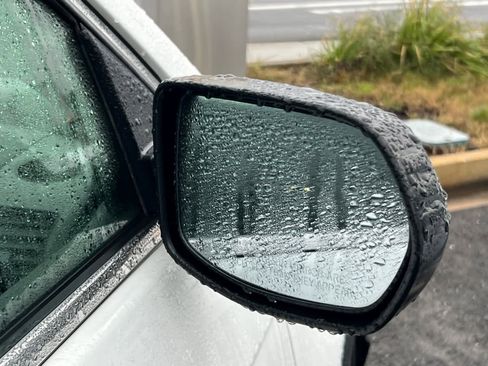 Used 2011 Honda CR-V LX image 13