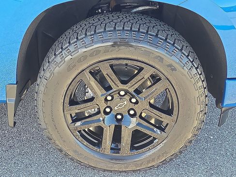 Certified 2023 Chevrolet Silverado 1500 RST image 7