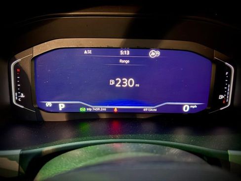 Used 2022 Volkswagen Atlas Cross Sport SE image 16