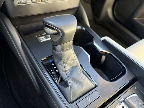 Used 2023 Lexus ES 350 w/ Premium Package image 17