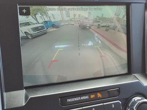 Used 2018 Ford F150 Lariat w/ Trailer Tow Package image 28