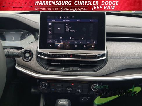 Used 2024 Jeep Compass Latitude AWD/4WD image 22