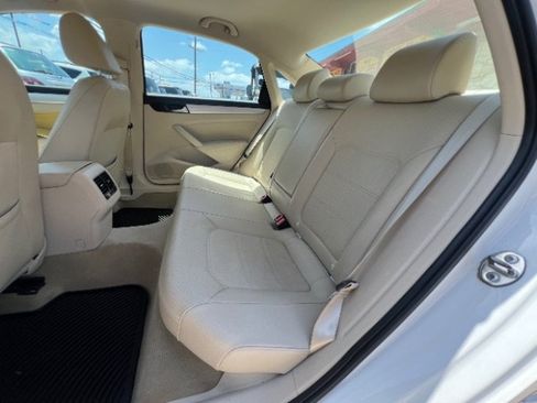 Used 2013 Volkswagen Passat TDI SE FWD image 11