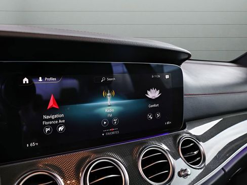 Used 2021 Mercedes-Benz E 53 AMG 4MATIC Sedan image 30