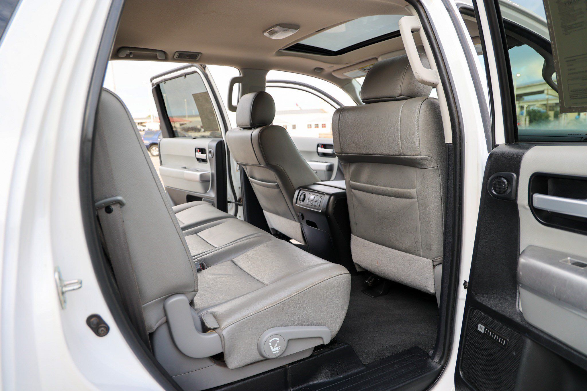 Used 2020 Toyota Sequoia Limited w/ Safety & Convenience Package AWD/4WD image 43