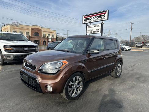 Used 2012 Kia Soul ! w/ Red Rock Special Edition Pkg image 1