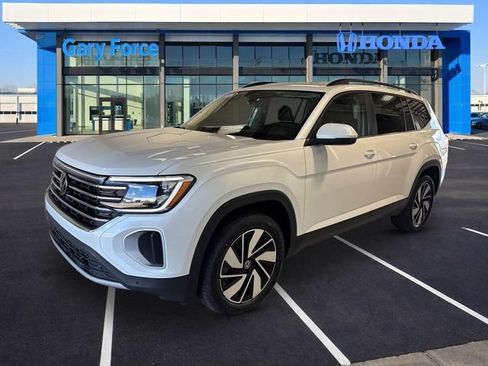 Used 2026 Volkswagen Atlas SE AWD/4WD image 4