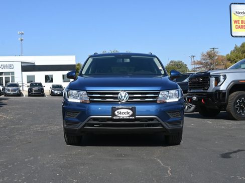 Used 2019 Volkswagen Tiguan S AWD/4WD image 2