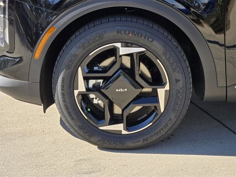 New 2026 Kia Sportage EX image 8