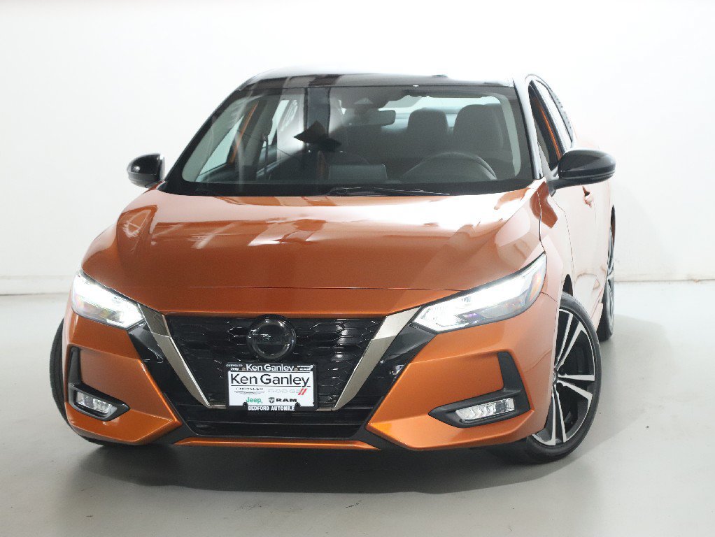 Used 2023 Nissan Sentra SR w/ Electronics Package FWD image 2