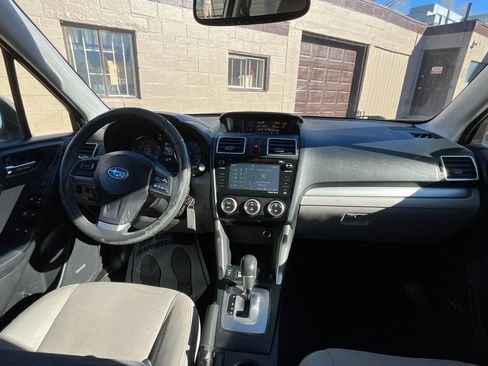 Used 2016 Subaru Forester 2.5i Limited AWD/4WD image 17