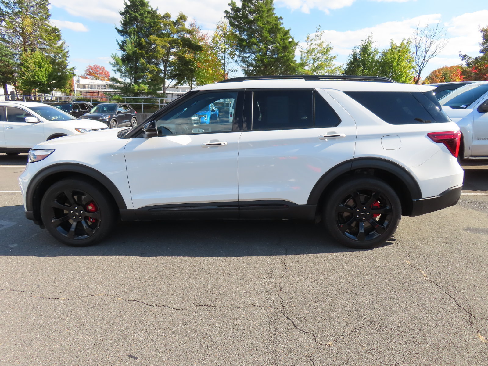 Used 2023 Ford Explorer ST w/ Equipment Group 401A AWD/4WD image 7