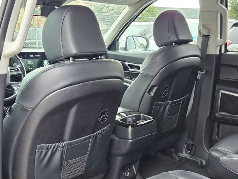 Certified 2025 Kia Telluride S image 18