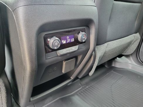 New 2026 Chevrolet Traverse LT w/ Driver Confidence Package image 28